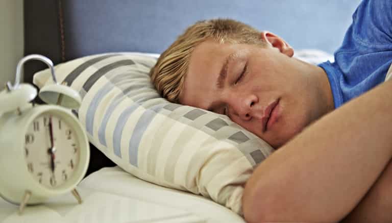 NEWS: Sleep is a key factor in teenage drinking behaviours NEWS: Sleep is a key factor in teenage drinking behaviours