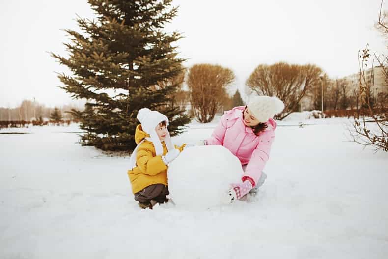 Brrrrr…. Ireland braced for icy weather as Met Éireann warns of plunging temperatures