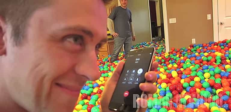 WATCH: Prankster turns house into giant ball pit WATCH: Prankster turns house into giant ball pit
