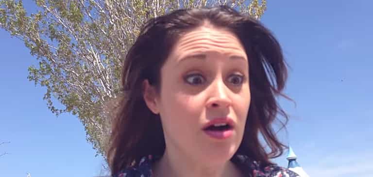 WATCH: Unwitting girlfriend gets an adorable selfie proposal WATCH: Unwitting girlfriend gets an adorable selfie proposal