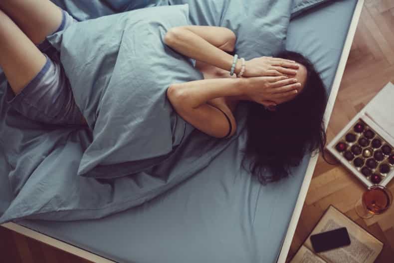 Still Awake? This Brilliant Trick Will Help You Fall Asleep in ONE Minute