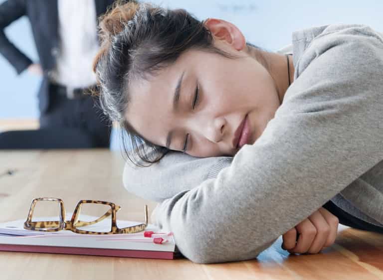 3 ways to wake up looking younger, fresher and more rested (yes, you)