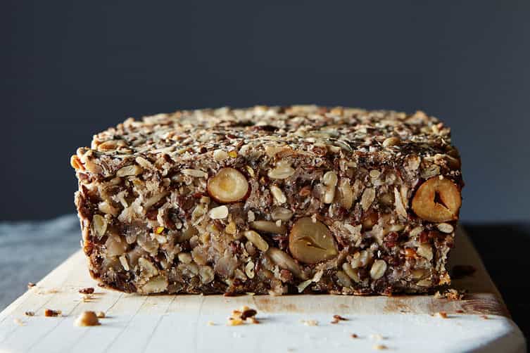 Bread lovers REJOICE: A no-knead, no-mess, no-wheat Loaf