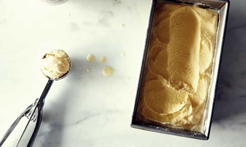 The 4-ingredient peaches and cream ice that will make your weekend