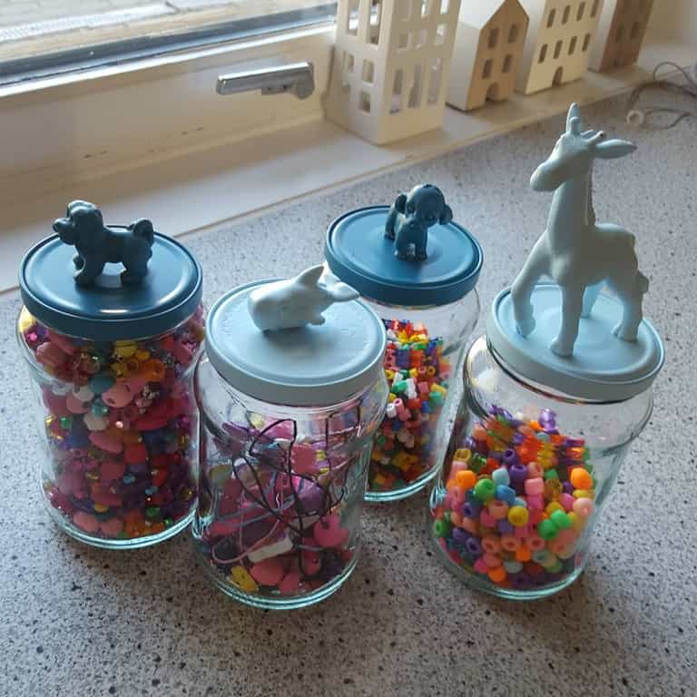 Make cute storage containers from empty jam jars Make cute storage containers from empty jam jars