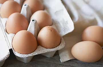 Kitchen hack: How to peel a boiled egg in seconds