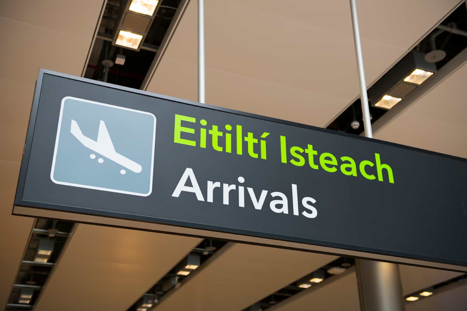 Zoe Ireland: Parents choose Irish tribute after US mum goes into labour On Flight