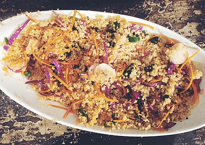 The throw-together low-calorie lunch we’re loving this week