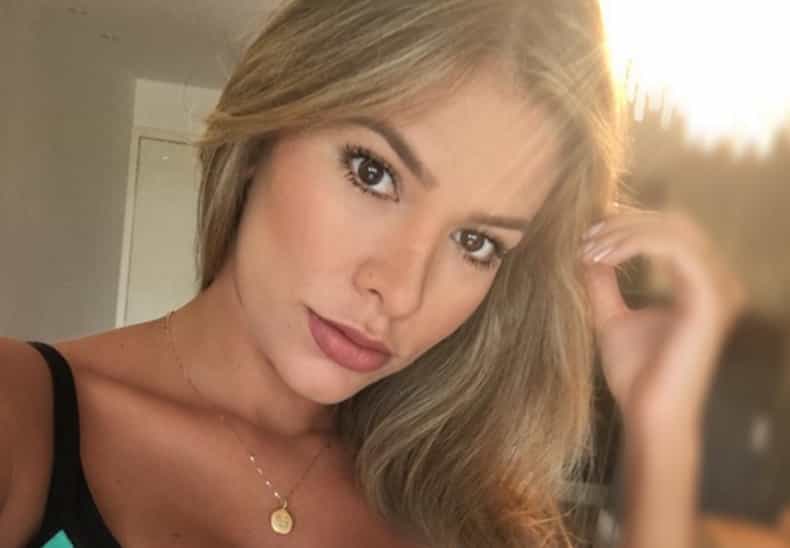 The Internet Is Going Crazy Over This Model’s Baby Bump