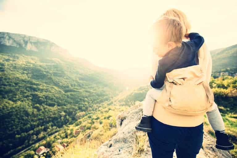 8 reasons why using a baby carrier is great for baby and you! 8 reasons why using a baby carrier is great for baby and you!