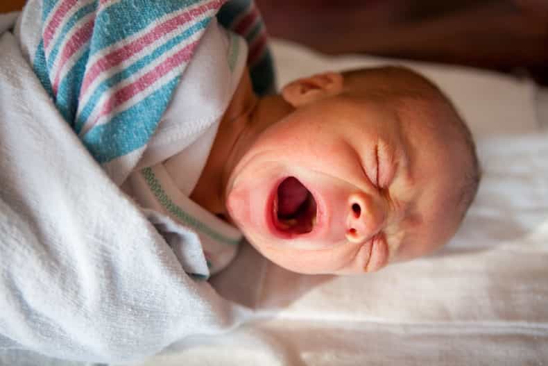 A new mum’s support system could have a big effect on her baby’s colic