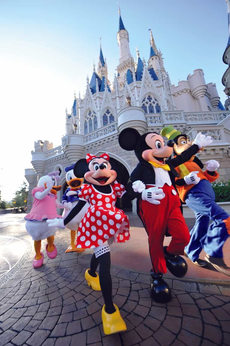 Irish dad jailed after arriving with family in Florida for overstaying visa 21 years ago