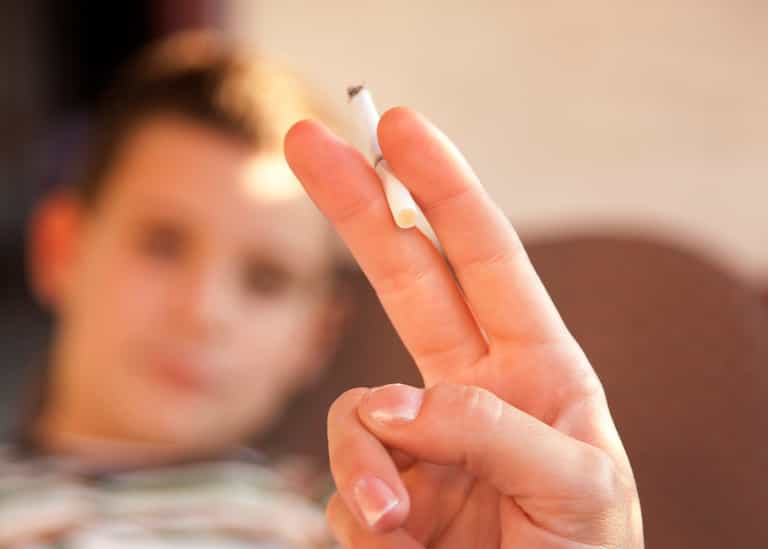 Doctors confirm link between passive smoking in childhood and rheumatoid arthritis