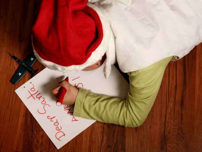 Santa warns the Gardaí about a gift boys and girls are asking for this year