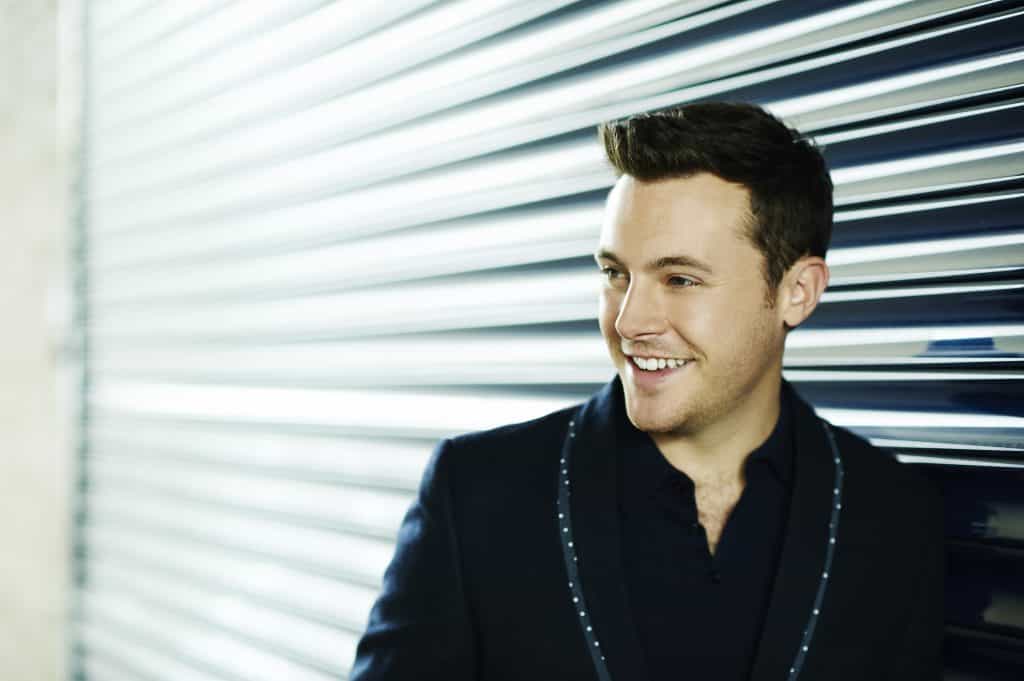Fans are freaking out over Nathan Carter’s latest snap with mystery woman