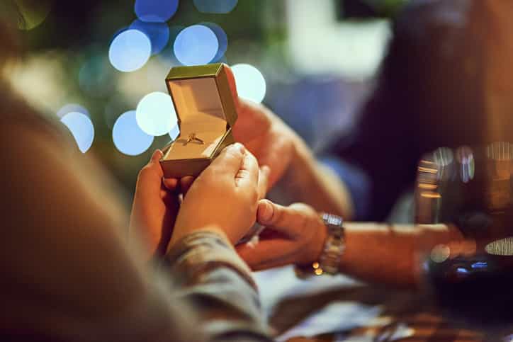 The engagement ring style that’s hugely popular this year