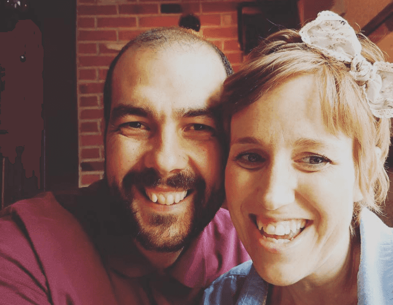 Mum whose cervical cancer was diagnosed as ‘breastfeeding pain’ dies