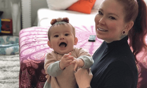 Jenna Jameson ridiculed for sharing nude labour picture