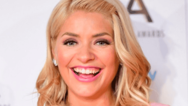 Holly’s statement skirt is from Debenhams but would you pay €85 for it?