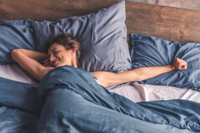 Going to bed at THIS time is the key to looking attractive, apparently