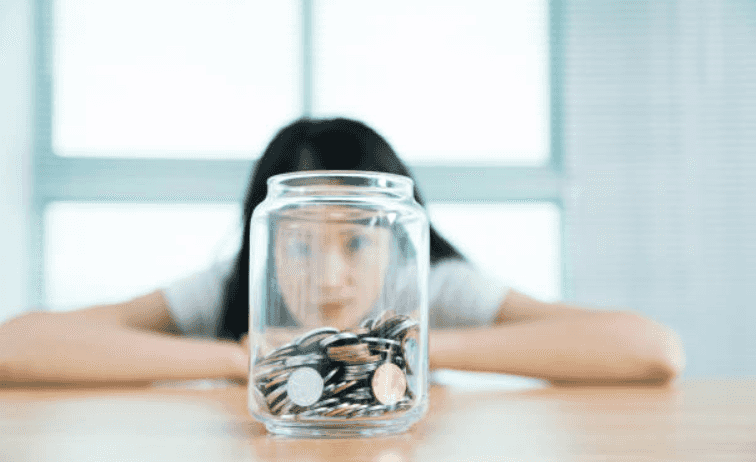 Daughter wins money, but mum asks if it’s fair to split it between the family