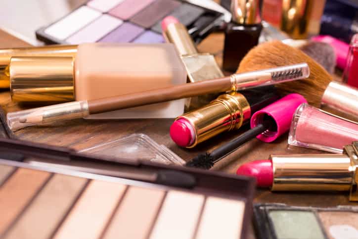 This is the one trick you need to remove foundation stains from clothes