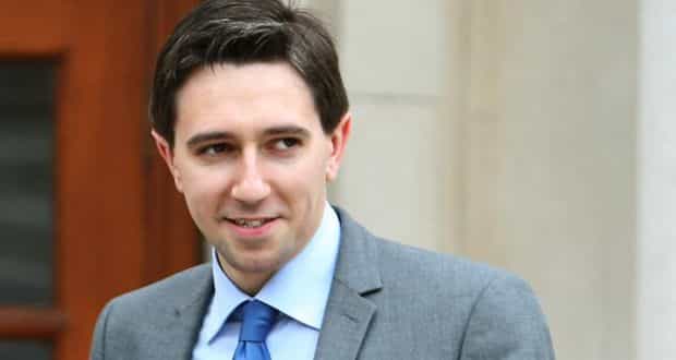 Health Minister Simon Harris and his wife Caoimhe are expecting their first child
