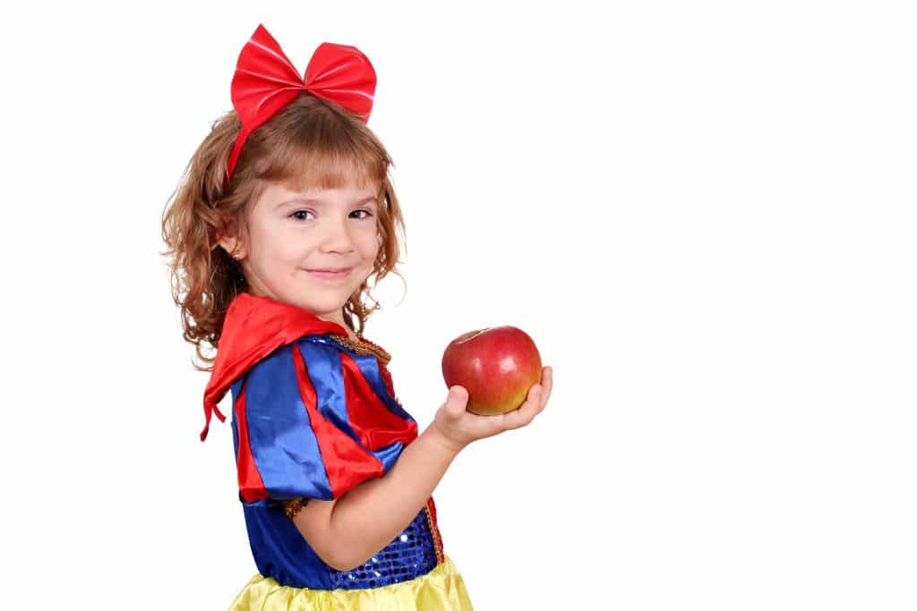 Panto family fun as the ‘fairest of them all’ comes to Limerick Strand