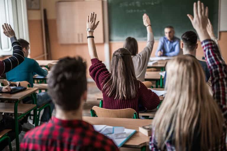 Parents furious after school tells students to dress according to their relationship status