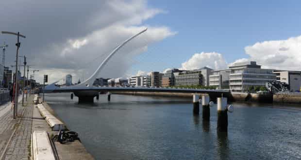 RUN to snap up this snake print Zara top that’s on sale for only €6