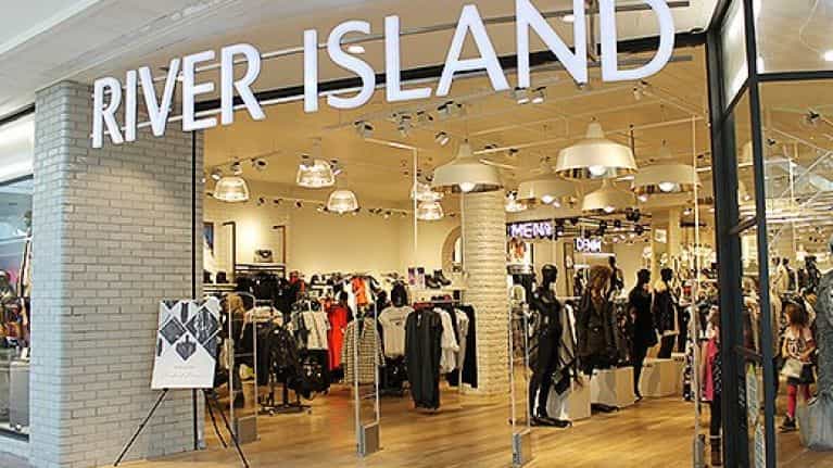 We adore this cute River Island dress that has just been reduced to €14