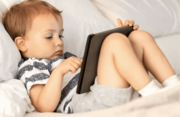Three-year-old accidentally locks dad out of iPad for 47 years