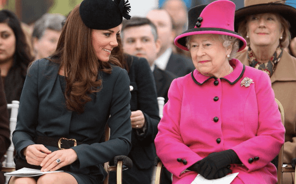 The Queen has a harsh way of telling Kate Middleton she doesn’t like her outfits