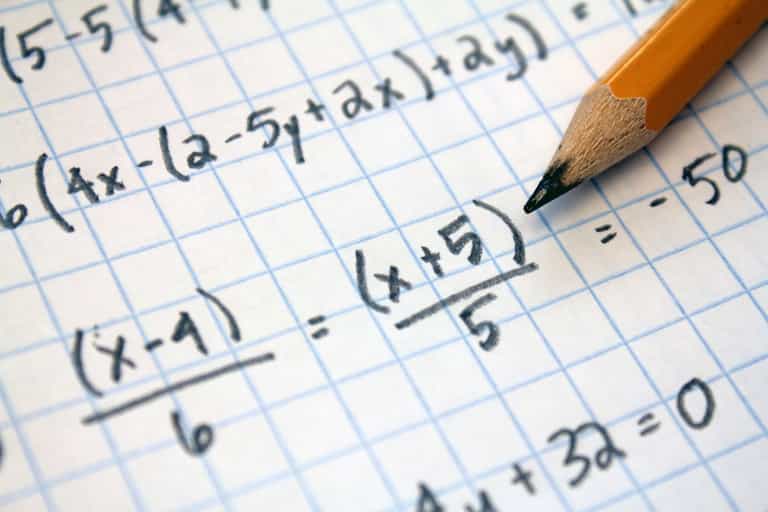 Snoop Dog is apparently teaching Leaving Cert maths grinds in Portlaoise…