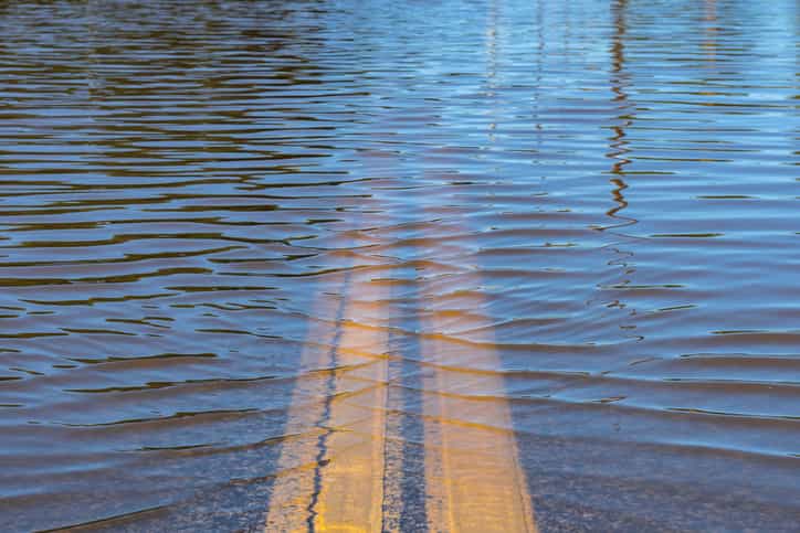 Met Éireann warns of flooding risk as weather continues to be grim enough for the day