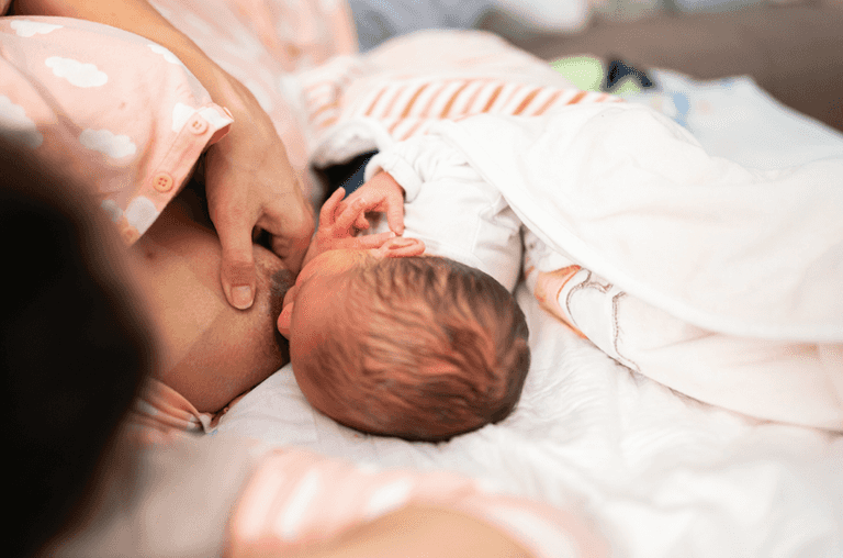 5 breastfeeding hacks which ALL new mums absolutely should know about