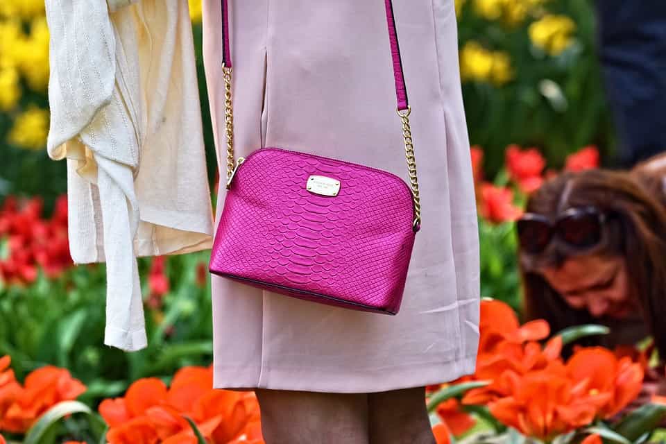 As a busy mum on the go these are my seven beauty handbag must-haves