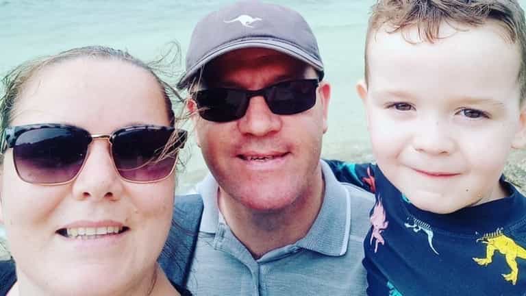 Irish family of sick boy allowed to stay in Australia following intervention from minister Irish family of sick boy allowed to stay in Australia following intervention from minister