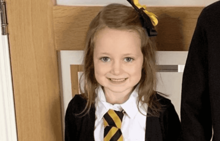This little girl’s before-and-after back to school picture is EVERYTHING