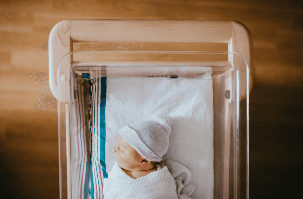 1500 premature babies’ lives could be saved by delaying cord-clamping just TWO minutes
