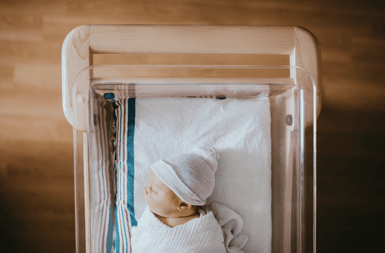 1500 premature babies’ lives could be saved by delaying cord-clamping just TWO minutes