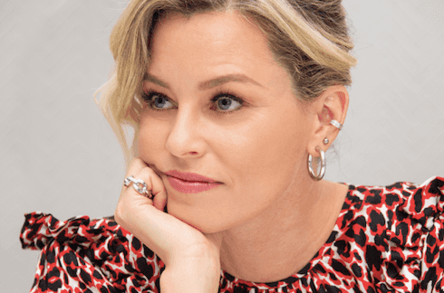 Elizabeth Banks says she felt judged for using a surrogate to have children