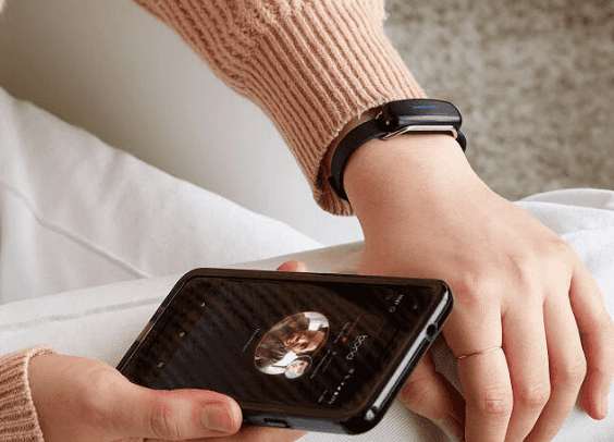 You can now get long distance touch bracelets to let your loved one know you’re thinking of them