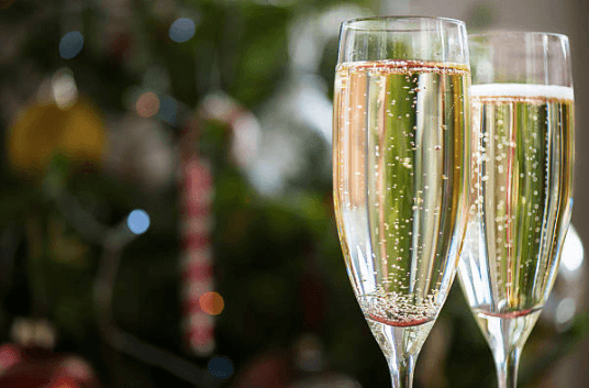 Aldi is selling 2 for 1 Prosecco from this Friday, so take note