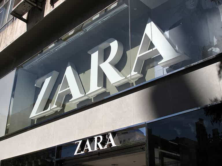 Check out Pippa O’Connor’s Zara blazer – the perfect mix of comfort and style