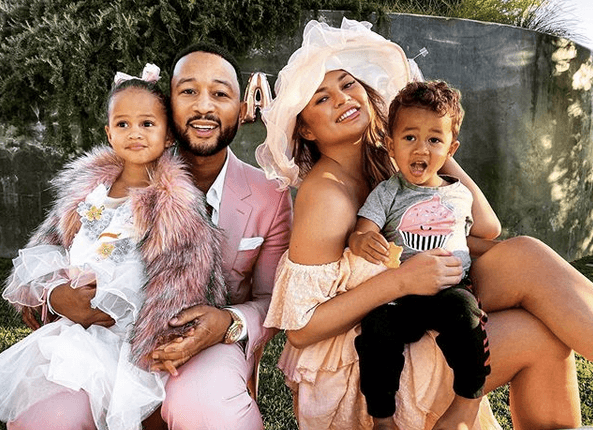 Chrissy Teigen just had surgery and her daughter Luna made her a hilarious ‘Get Well’ card