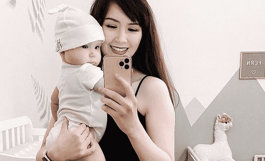 ‘It’s a baby prison’ – one mum’s controversial approach to parenting has caused some backlash