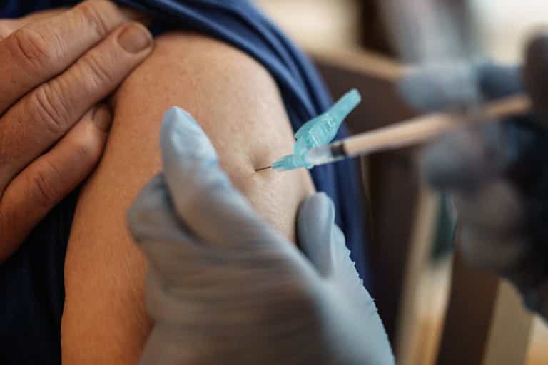Nursing home staff refusing Covid-19 vaccine is “inexcusable”, says HSE chief Nursing home staff refusing Covid-19 vaccine is “inexcusable”, says HSE chief