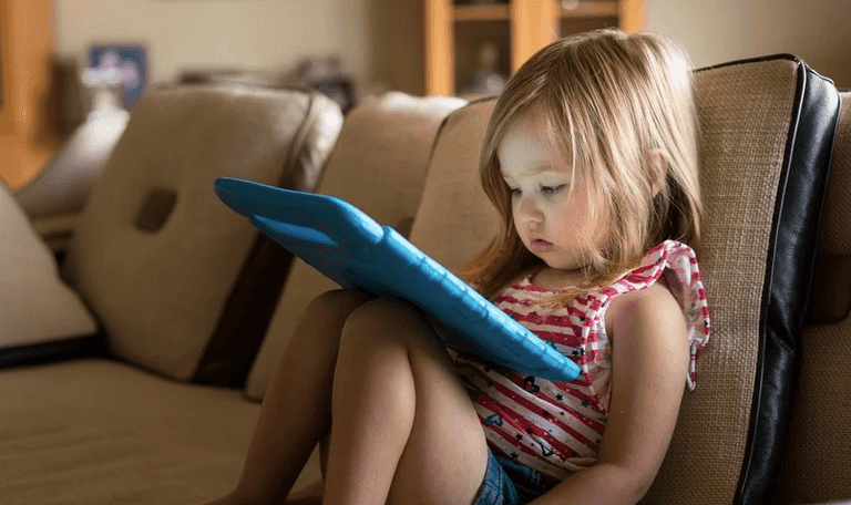 Children allowed screen time in the morning more likely to suffer disturbed behaviour