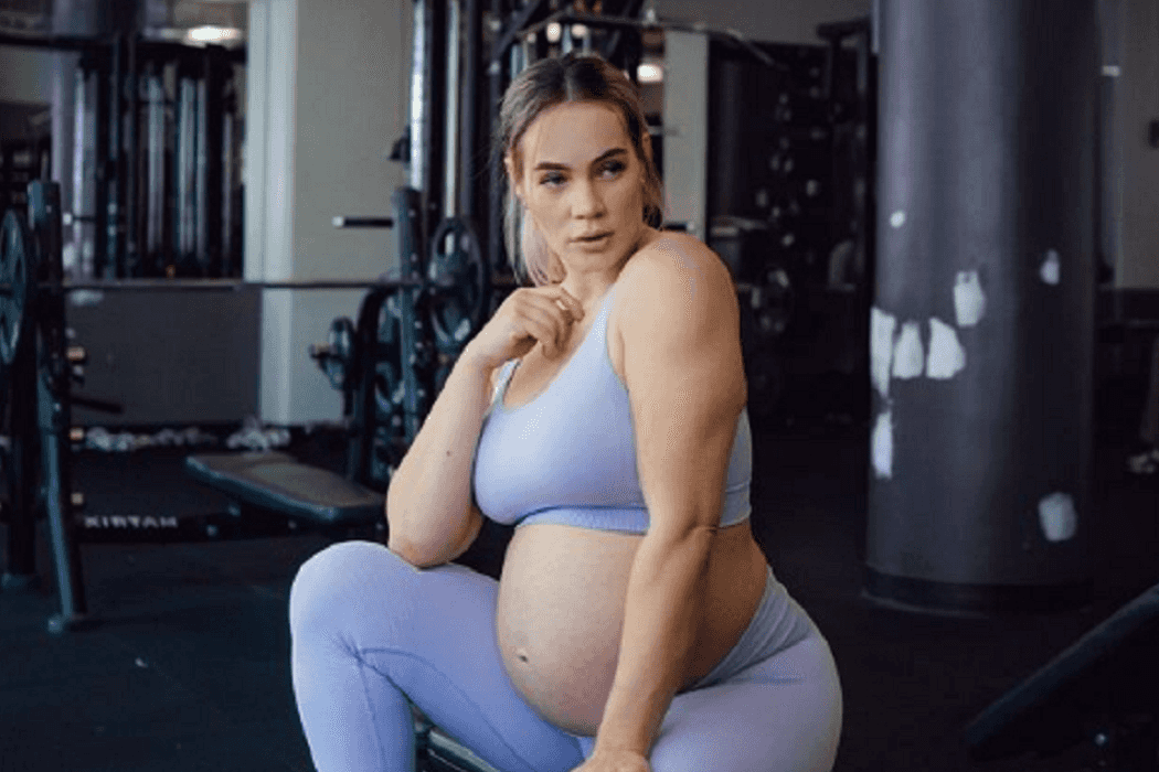 “Vile and disgusting remarks”: Expectant mum shamed for lifting 315lb weights